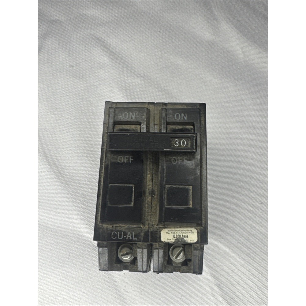 GE 2 pole 30A Circuit Breaker puish in